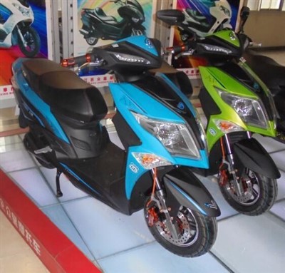 Neues luftgekühltes Schnellkraftstoff-Motorrad